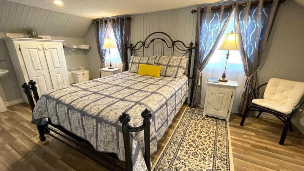 Les Chalets De La Colline Inc Baie-Sainte-Catherine Bagian luar foto